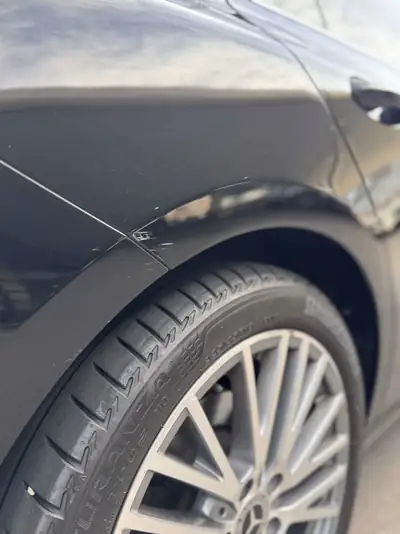Mercedes-Benz CLA 200 Shooting Brake — Élégance et praticité, essence automatique — intérieur