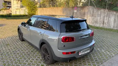 MINI Clubman Cooper 1.5i — Familiale compacte automatique, entretien récent — fianco