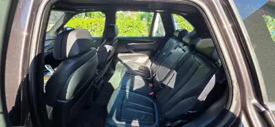 BMW X5 xDrive40d — 7 places, 313 ch diesel, équipement premium complet — Miniatura 12