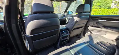 BMW X5 xDrive40d — 7 places, 313 ch diesel, équipement premium complet — Miniatura 13