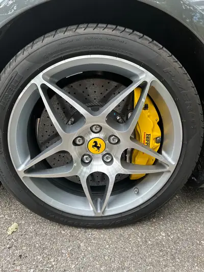 Ferrari California 4.3 — Cabriolet sport atmosphérique, 59'000 km, sans sinistre — Miniature 8