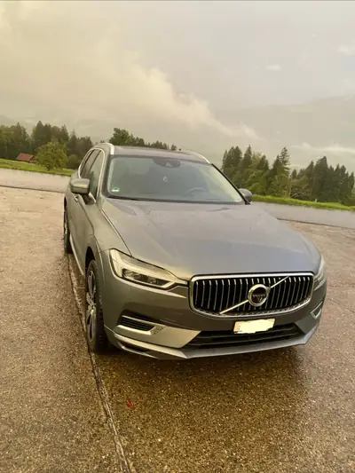 Volvo XC60 2.0 T8 Plug-in Hybrid — SUV premium 392 ch, faible consommation — côté