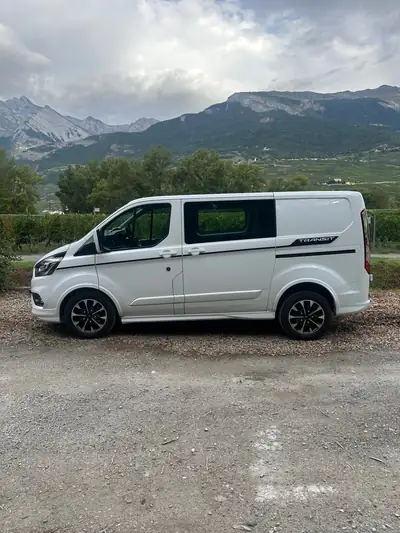 Ford Transit Custom 2.0 TDCi Sport — Utilitaire polyvalent, 79000 km, moteur robuste — Heckansicht