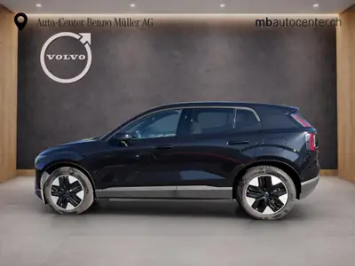 Volvo EX30 E60 Twin Ultra Performance AWD — SUV électrique haute performance, 12 000 km seulement — fianco