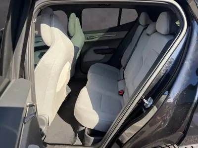Volvo EX30 E60 Twin Ultra Performance AWD — SUV électrique haute performance, 12 000 km seulement — Miniatura 10