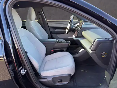 Volvo EX30 E60 Twin Ultra Performance AWD — SUV électrique haute performance, 12 000 km seulement — Miniatura 16