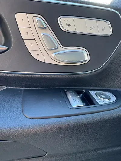 Mercedes-Benz Vito 116 CDI 4MATIC — Monospace 8 places, motorisation robuste et traction intégrale — cruscotto