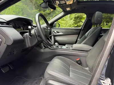 Range Rover Velar 2.0 T R-Dynamic SE — SUV premium British, entretien récent, kilométrage modéré — détail