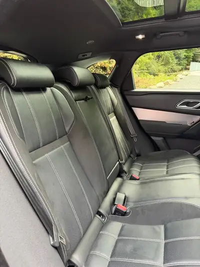 Range Rover Velar 2.0 T R-Dynamic SE — SUV premium British, entretien récent, kilométrage modéré — Miniature 11