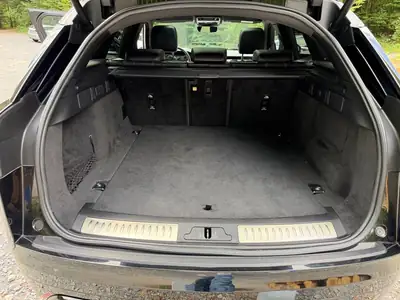 Range Rover Velar 2.0 T R-Dynamic SE — SUV premium British, entretien récent, kilométrage modéré — Miniature 12