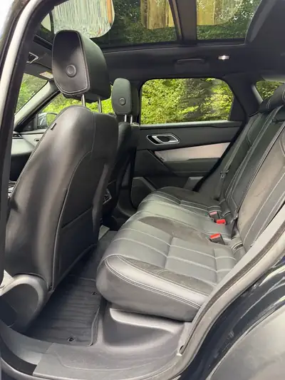 Range Rover Velar 2.0 T R-Dynamic SE — SUV premium British, entretien récent, kilométrage modéré — Miniature 10