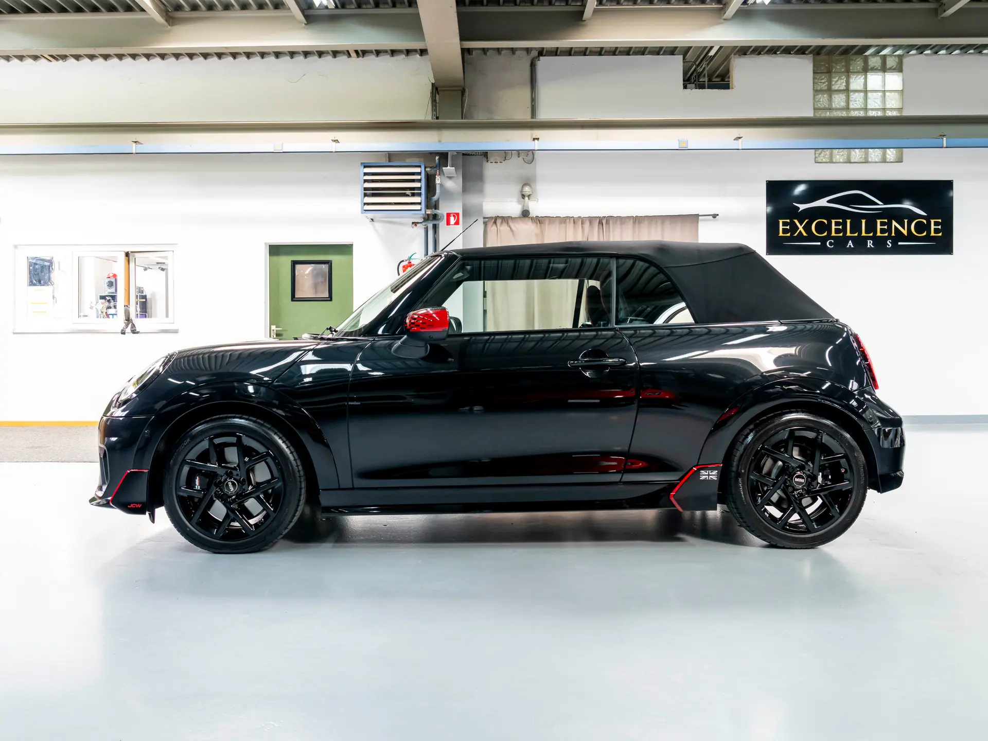 MINI Cabrio 2025 occasion Remaufens — 5