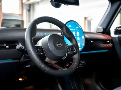MINI Cabrio Cooper C — Cabriolet JCW sportif, Pack XL, très faible kilométrage — Miniatura 15