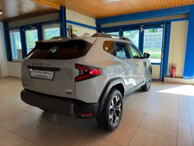 Dacia Duster TCe 130 48V Extreme 4x4 — SUV robuste hybride léger, 89'000 km — Miniature 8