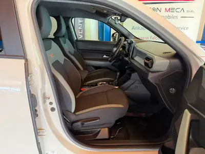 Dacia Duster TCe 130 48V Extreme 4x4 — SUV robuste hybride léger, 89'000 km — Miniature 18