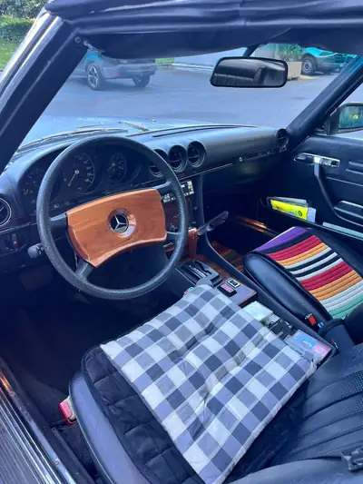 Mercedes-Benz SL 280 — Cabriolet de prestige, 90'000 km, sans sinistre — Innenraum