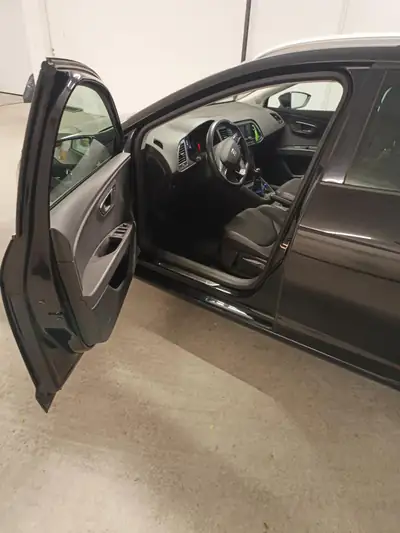 SEAT Leon 1.4 TSI 125 FR — Monospace polyvalent, toit panoramique, freins neufs — Miniature 7