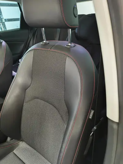 SEAT Leon 1.4 TSI 125 FR — Monospace polyvalent, toit panoramique, freins neufs — Miniature 10