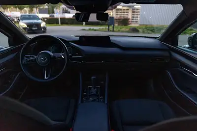 Mazda 3 Homura 2.0 186 PS — Mild-Hybrid, automatique, état impeccable — Miniature 7