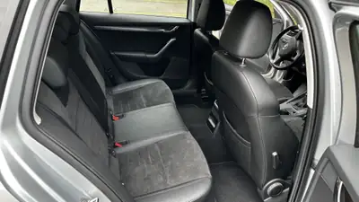 Skoda Octavia 1.8 TSI 180 4x4 DSG — Familiale robuste, transmission intégrale et 80 000 km — dashboard