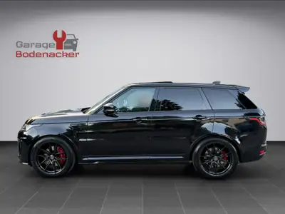 Range Rover Sport SVR 5.0 V8 — 575 ch de puissance brute, finition premium — vista posteriore