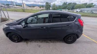 Ford Fiesta 1.0 EcoBoost 100 Trend — Citadine économe et fiable de 2013 — arrière