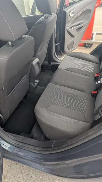 Ford Fiesta 1.0 EcoBoost 100 Trend — Citadine économe et fiable de 2013 — détail