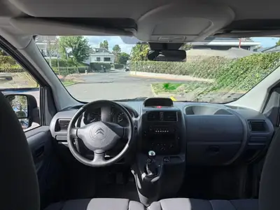 Citroën Jumpy 2.0 HDi L2H1 — Utilitaire spacieux 8 places, économique et fiable — Miniatur 12