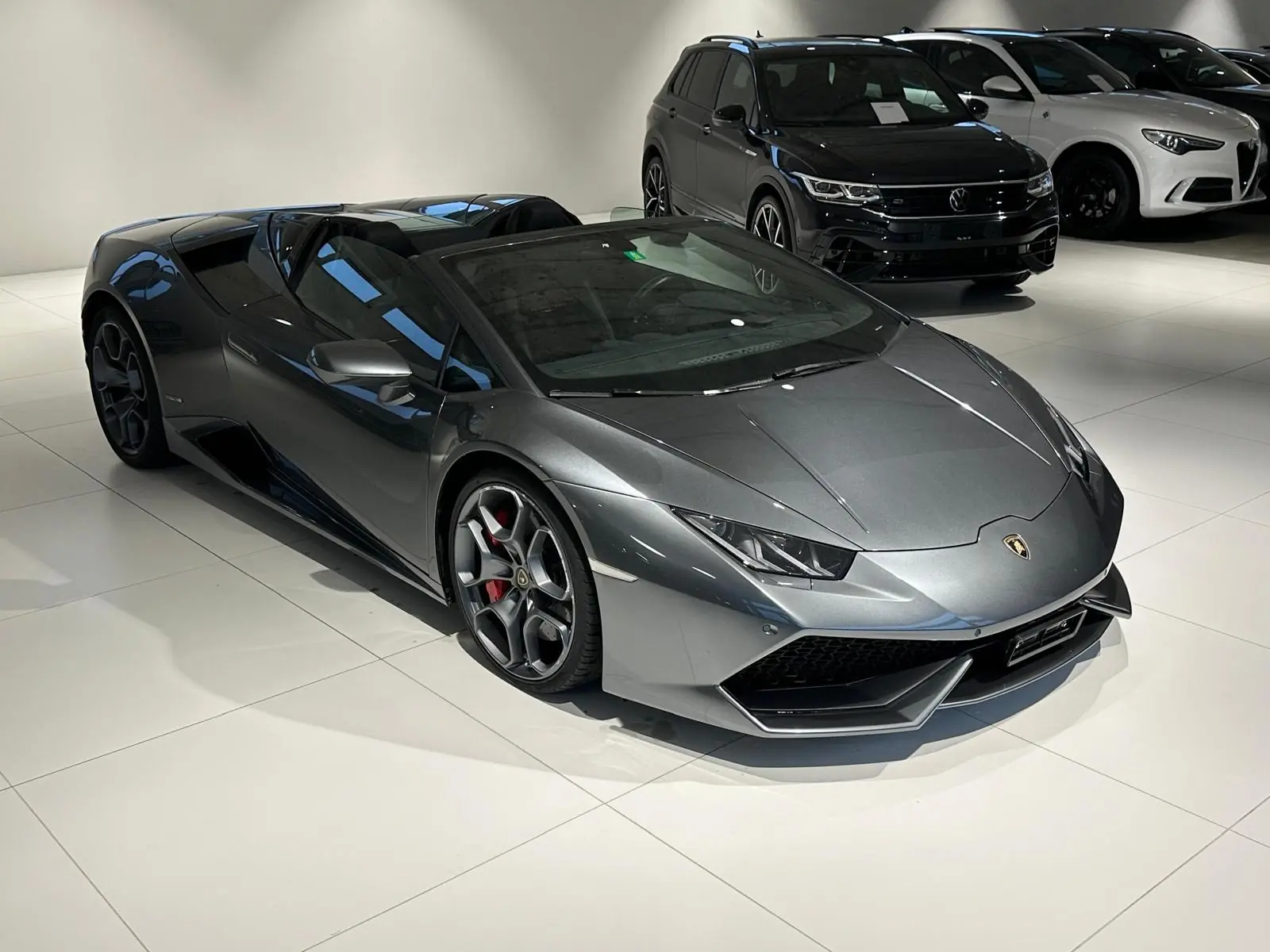 Lamborghini Huracán Spyder 2018 — Cabriolet italien 610 ch, entretien Lamborghini complet
