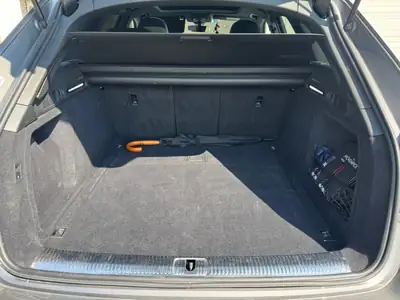 Audi A4 Allroad 50 TDI Quattro — Break élégant, V6 diesel 286 ch, traction intégrale — cruscotto