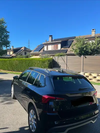Skoda Kamiq 1.0 TSI Style DSG — SUV urbain fiable, 100'000 km seulement — vista posteriore