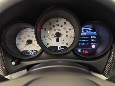 Porsche Macan GTS PDK 2024 — SUV sportif haute performance, kilométrage quasi neuf — Miniature 11