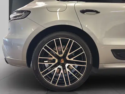 Porsche Macan GTS PDK 2024 — SUV sportif haute performance, kilométrage quasi neuf — Miniature 23