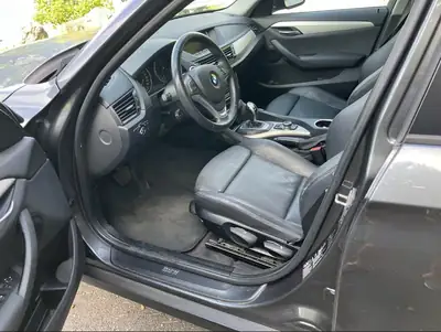 BMW X1 20d xDrive — SUV compact diesel robuste, 203 000 km, sans sinistre — Miniatura 9