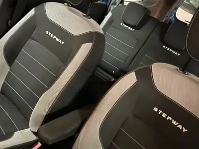 Dacia Lodgy 1.5 dCi 110 — Monospace familial économique, 135 500 km, sans sinistre — Innenraum