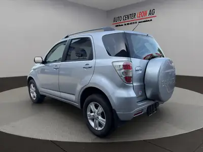 Daihatsu Terios 1.5 16V SX 4WD — SUV compact robuste, 4x4 intégral et sans sinistre — interni