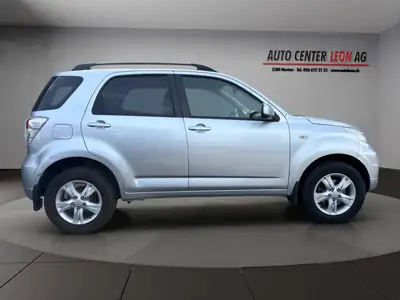 Daihatsu Terios 1.5 16V SX 4WD — SUV compact robuste, 4x4 intégral et sans sinistre — Miniatura 7