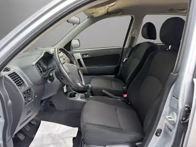 Daihatsu Terios 1.5 16V SX 4WD — SUV compact robuste, 4x4 intégral et sans sinistre — Miniatura 9