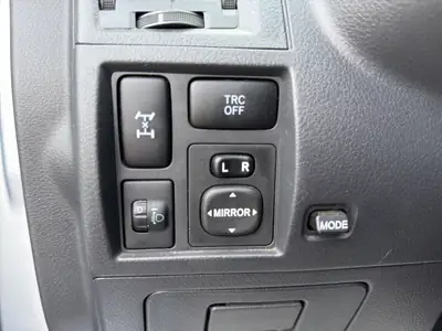 Daihatsu Terios 1.5 16V SX 4WD — SUV compact robuste, 4x4 intégral et sans sinistre — Miniatura 21