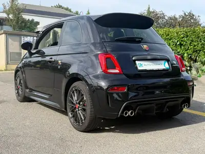 Fiat 500 595 Abarth Scorpion Legend — Cabriolet turbo dynamique, 53 000 km, cuir premium — Innenraum