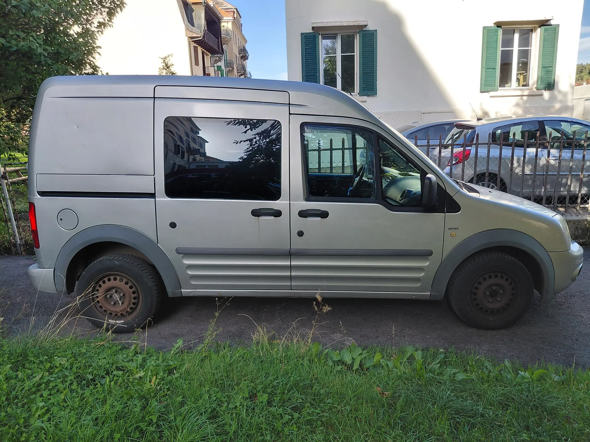Ford Transit Connect 2009 occasion La Chaux-de-Fonds — 2