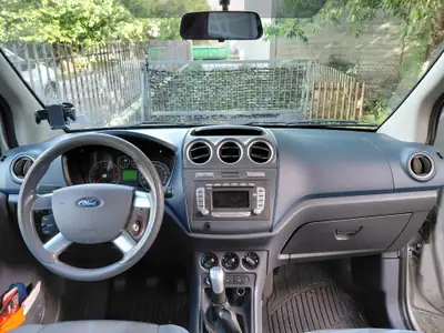 Ford Transit Connect 1.8 TDCi 90 — Utilitaire compact diesel, parfait pour artisans — dettaglio