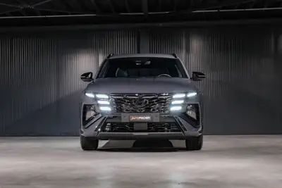 Hyundai Tucson 1.6 T-GDI N-Line — SUV compact sportif, faible kilométrage et garantie constructeur — Heckansicht
