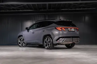 Hyundai Tucson 1.6 T-GDI N-Line — SUV compact sportif, faible kilométrage et garantie constructeur — Seitenansicht