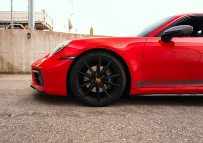 Porsche 911 Carrera T PDK 2024 — Sportivité pure, 49 990 km, garantie constructeur — détail