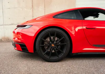 Porsche 911 Carrera T PDK 2024 — Sportivité pure, 49 990 km, garantie constructeur — Miniature 8