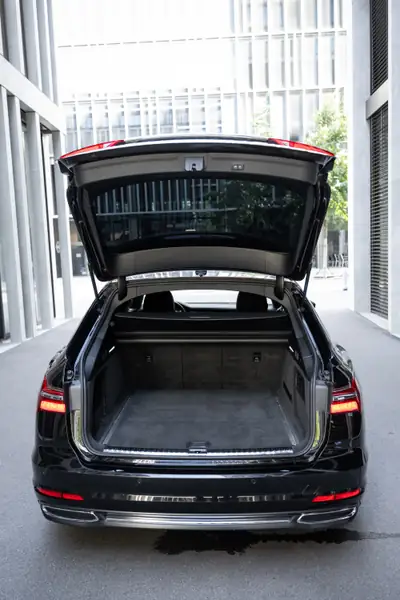 Audi A6 Avant 2.0 40 TDI — Break diesel quattro performant, régulateur adaptatif — detail