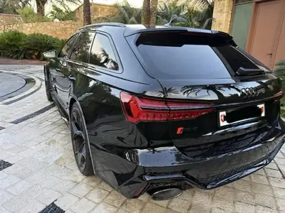 Audi RS6 Avant 4.0 V8 TFSI — 629 ch, break haute performance, 5000 km — Innenraum