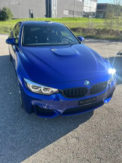 BMW M4 Competition 2019 — Coupé haute performance, 26'700 km seulement — intérieur