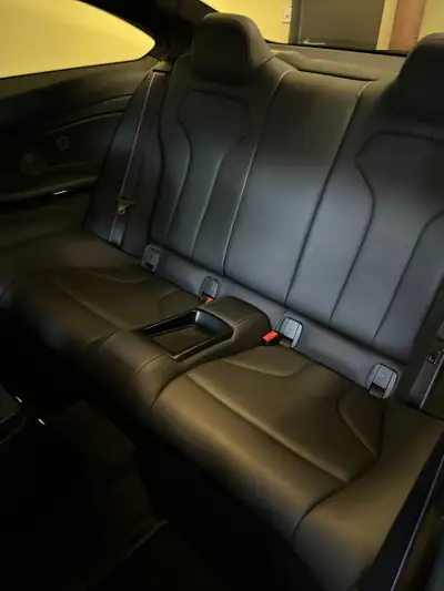 BMW M4 Competition 2019 — Coupé haute performance, 26'700 km seulement — Miniature 13